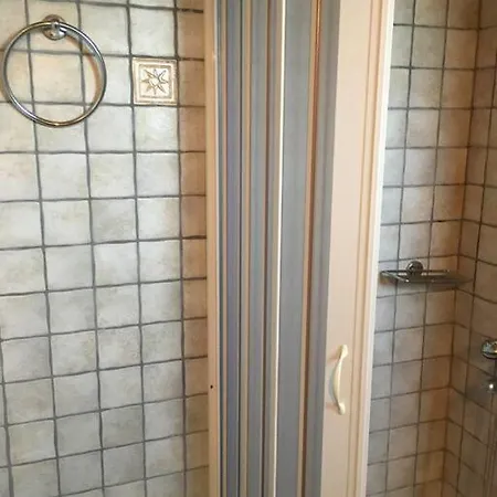 Appartement Diro 1 *